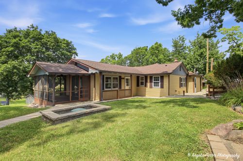 38624 Miller Rd, Lake Villa, IL, 60046-8812 | Card Image