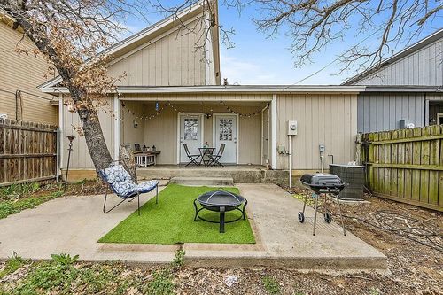 1214 Elm Ct, Runaway Bay, TX, 76426-9760 | Card Image
