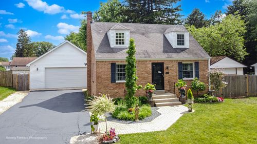 2211 N Bonnie Brook Ln, WAUKEGAN, IL, 60087-2842 | Card Image