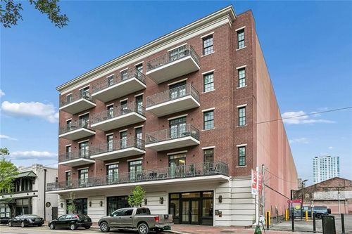 409-731 Saint Charles Ave, New Orleans, LA, 70130-4052 | Card Image