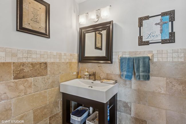 6N142 Riverside Dr, House other with 4 bedrooms, 4 bathrooms and 2 parking in St. Charles IL | Image 11