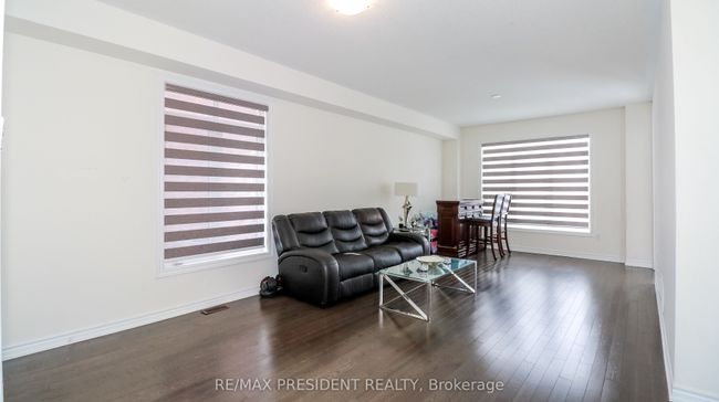 2214 Lozenby St, House other with 3 bedrooms, 3 bathrooms and 2 parking in Innisfil ON | Image 17