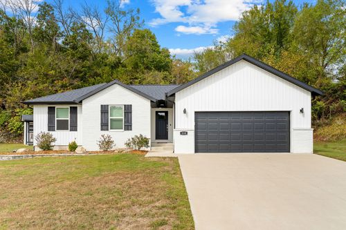 110 Sunrise Villa Drive, Branson, MO, 65616 | Card Image