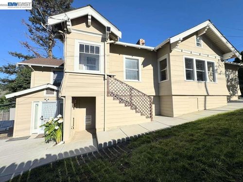 104 Denio St, Vallejo, CA, 94590-3108 | Card Image