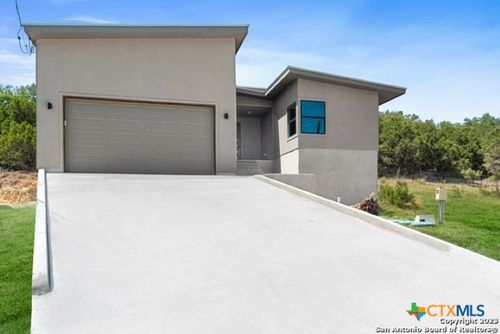 1381 Overbrook Ln, Spring Branch, TX, 78070-5364 | Card Image