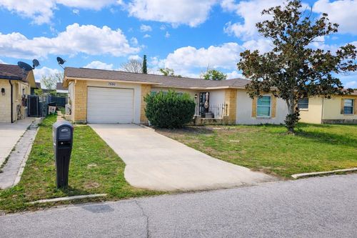 7530 Judith Crescent Crescent, PORT RICHEY, FL, 34668 | Card Image