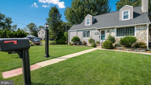 1904 Acorn St, Trevose, PA, 19053-3465 | Card Image