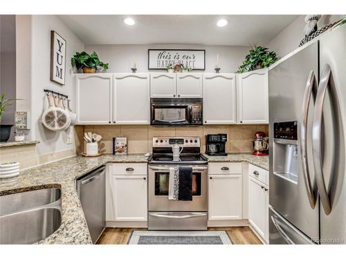 203-8309 S Independence Cir, Littleton, CO, 80128-9237 | Card Image