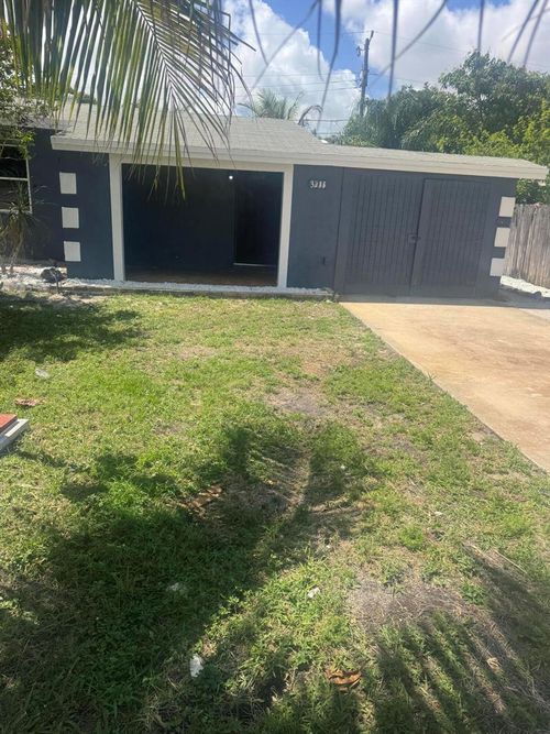 3235 Ocean Parkway, Boynton Beach, FL, 33435 | Card Image