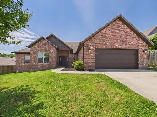 1531 Abbey Ln, Centerton, AR, 72719-6504 | Card Image