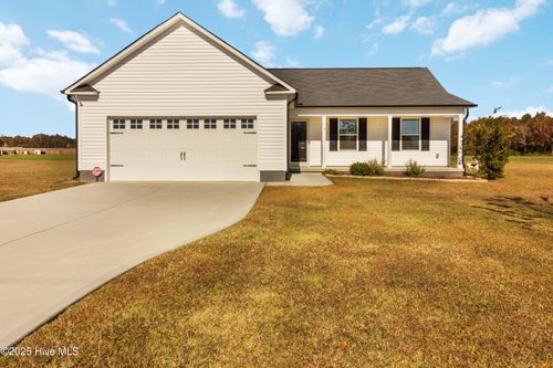 719 New Daniels Chapel Rd, Fremont, NC, 27830-9458 | Card Image