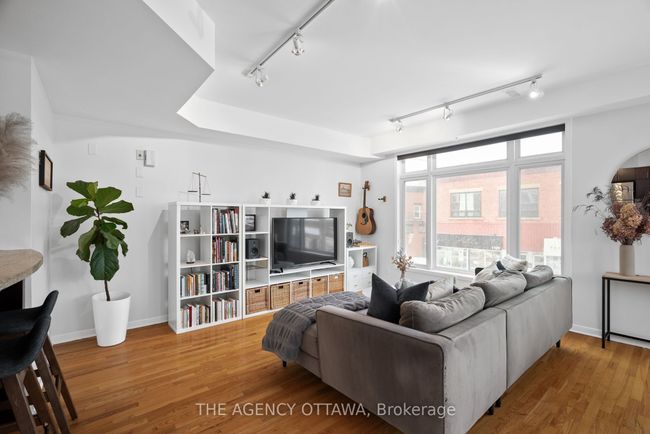 1 - 4 Sherbrooke Ave, Condo with 2 bedrooms, 1 bathrooms and 1 parking in Ottawa ON | Image 12