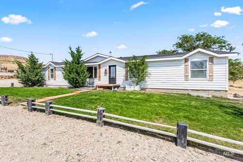 16754 Deer Flat Rd, Caldwell, ID, 83607-9777 | Card Image