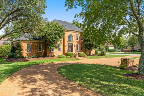 528 Waxwood Dr, Brentwood, TN, 37027-5620 | Card Image