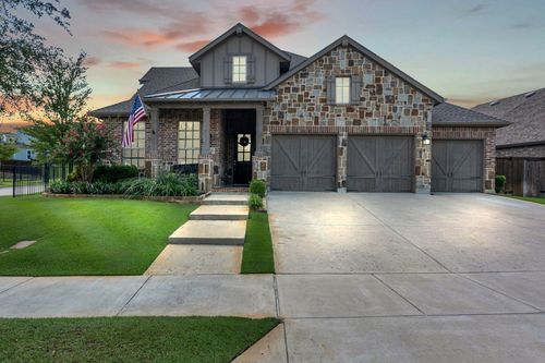 1920 Crescent St, Aledo, TX, 76008-1618 | Card Image