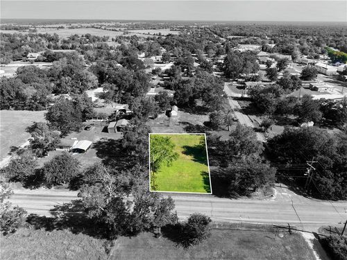 2 Madison St, Bedias, TX, 77831 | Card Image