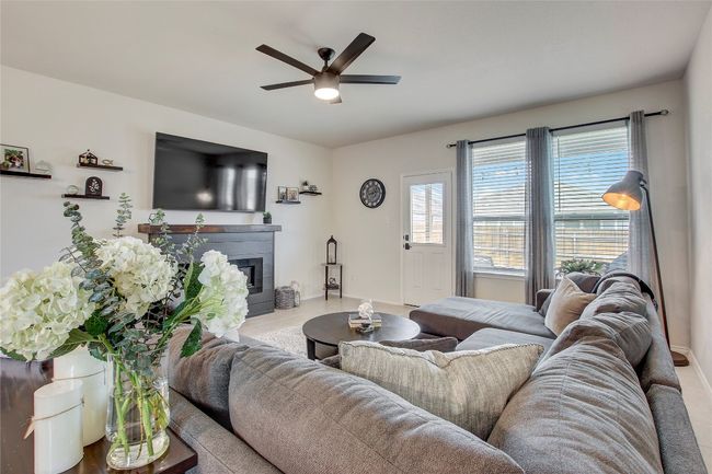 165 Pivot Dr, House other with 4 bedrooms, 3 bathrooms and null parking in Taylor TX | Image 5