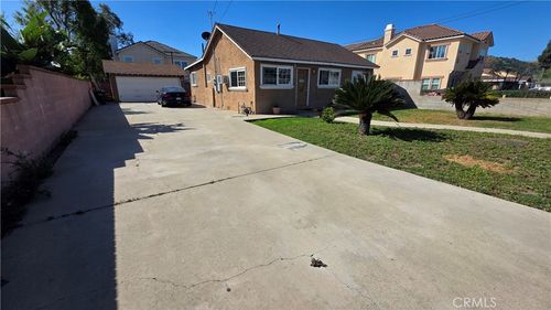 1340 Grand, Pomona, CA, 91766 | Card Image