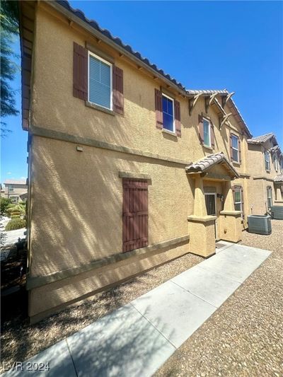 4590 Lime Straight Drive, Townhouse with 3 bedrooms, 2 bathrooms and null parking in Las Vegas NV | Image 1