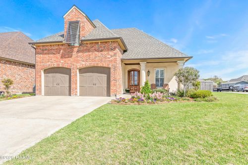 104 Rue Saint Barts, Youngsville, LA, 70592-5524 | Card Image