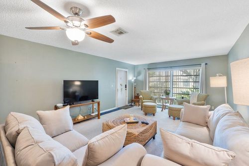 a-4678 Finchwood Ln, Boynton Beach, FL, 33436-0733 | Card Image