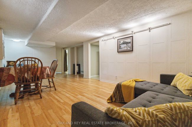 211 Trowbridge Ave, House other with 4 bedrooms, 2 bathrooms and 4 parking in London ON | Image 27