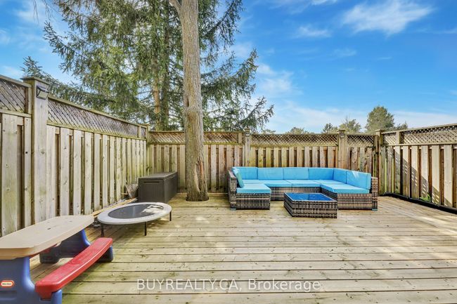 72B - 104 Poplar Cres, House attached with 4 bedrooms, 2 bathrooms and 2 parking in Aurora ON | Image 31