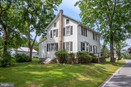 1155 Lake Minsi Dr, Bangor, PA, 18013-5705 | Card Image