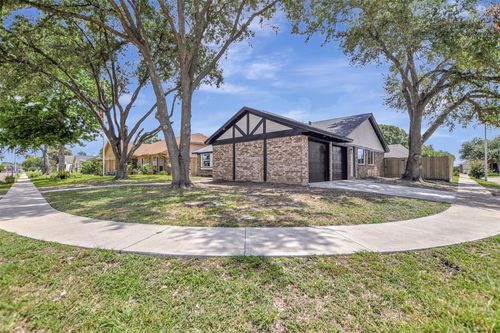 3727 Sunshine Ln, Pasadena, TX, 77505-3235 | Card Image