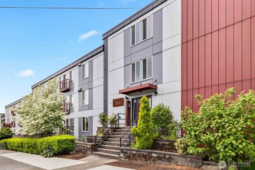 apt-208-3661 Phinney Ave N, Seattle, WA, 98103-8536 | Card Image