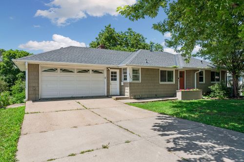 3104 Silver Lake Rd Ne, Saint Anthony, MN, 55418-2438 | Card Image