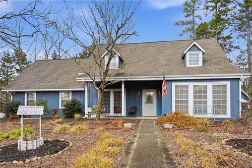 142 N Quail Trl, Clarkesville, GA, 30523-3648 | Card Image