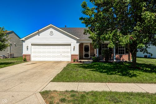 1406 Fall Ridge Dr, Brownsburg, IN, 46112-7621 | Card Image