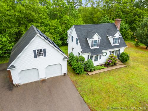 5 Conrad Ct, Gales Ferry, CT, 06335-2009 | Card Image