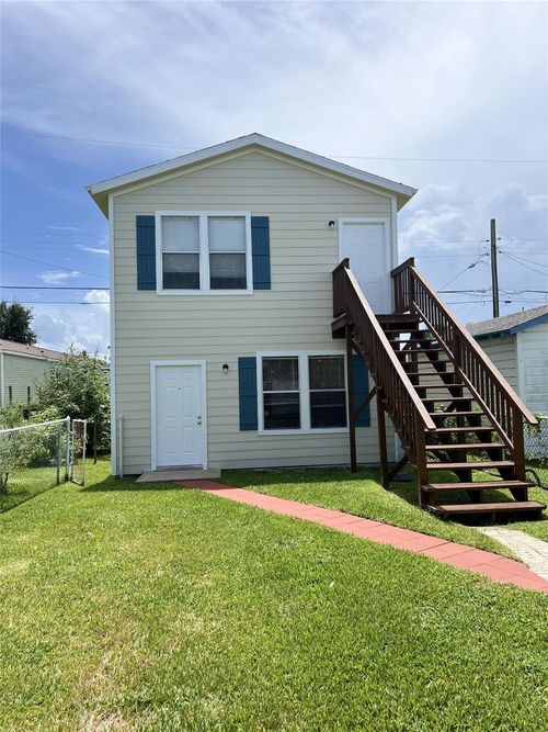 5109 Avenue L, Galveston, TX, 77551-4679 | Card Image