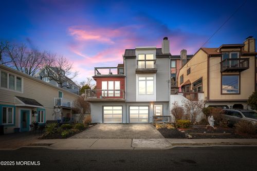 275 Front St, Perth Amboy, NJ, 08861-4416 | Card Image