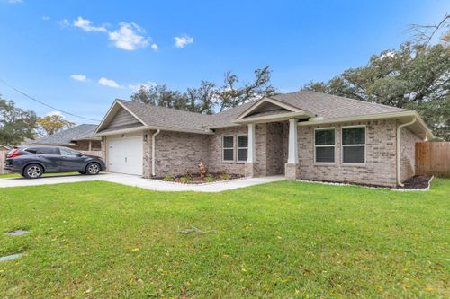 1201 Forest Heights Rd, Fort Walton Beach, FL, 32547-1241 | Card Image