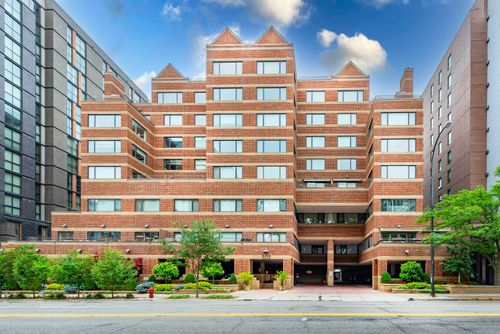 apt-707-505 E Huron St, Ann Arbor, MI, 48104-1541 | Card Image