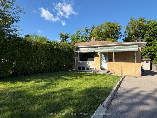 main-243 Blue Grass Blvd, Richmond Hill, ON, L4C3H1 | Card Image
