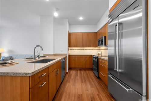 4004-555 South St, Honolulu, HI, 96813-6230 | Card Image