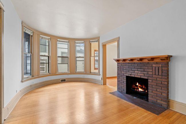 APT-1 - 2744 Fremont Ave S, Home with 3 bedrooms, 1 bathrooms and null parking in Minneapolis MN | Image 4