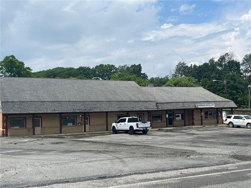 1107 Lowry Ave, Jeannette, PA, 15644-3030 | Card Image