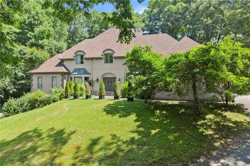 5785 Northside Dr, Atlanta, GA, 30328-4613 | Card Image