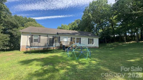 434 Mcalpin Ln, Taylorsville, NC, 28681-8380 | Card Image