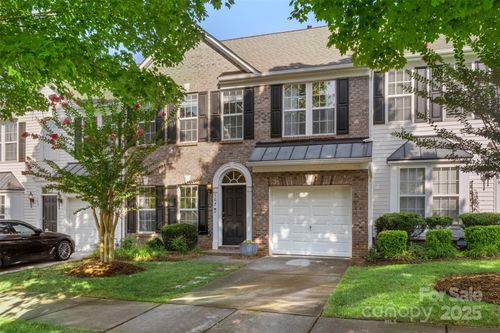 107 Beverly Chase Ln, Mooresville, NC, 28117-9229 | Card Image