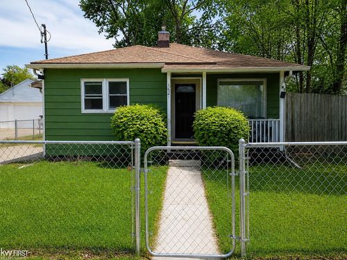 1621 Stocker Ave, Flint, MI, 48503-3430 | Card Image