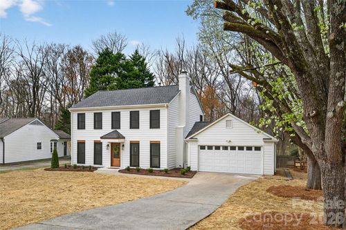 2425 Bergen Ct, Charlotte, NC, 28210-7666 | Card Image