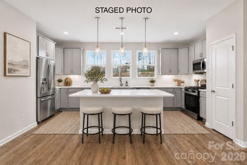 brx0081-228 Ferebee Pl, Charlotte, NC, 28213-0072 | Card Image