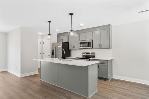 110 Colson Rd, Dover, TN, 37058-3311 | Card Image