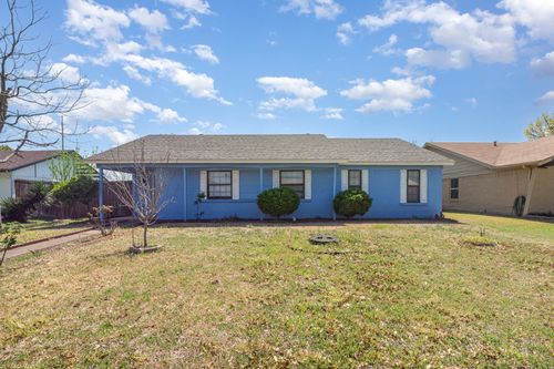 1274 Granada Ln, Lewisville, TX, 75067-5610 | Card Image